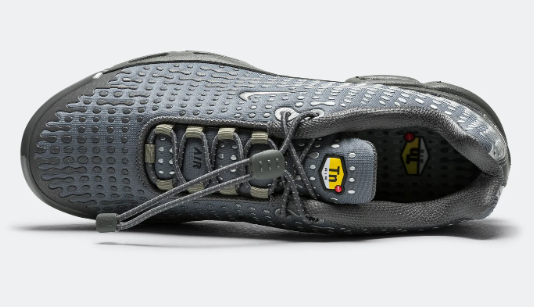 Nike Air Max Plus VII "TN7" - Smokey Grey / Metallic Silver / Iron Grey