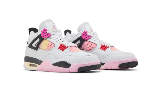 Air Jordan 4 Retro 'Comic' - JA1135-100