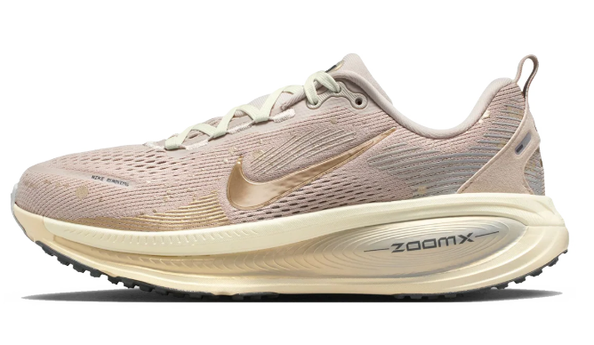 Nike Vomero 18 SE