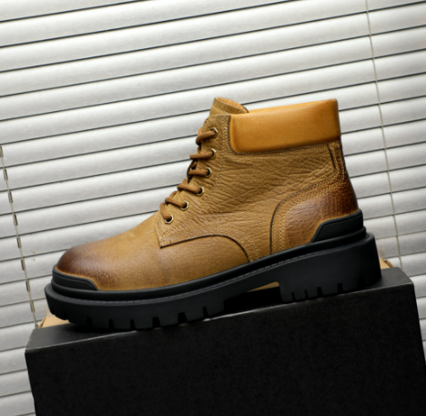 UGG Embossed Leather Lace-Up Boot – Tan