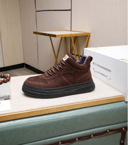 UGG High-Top Lace-Up Sneakers – Brown Suede