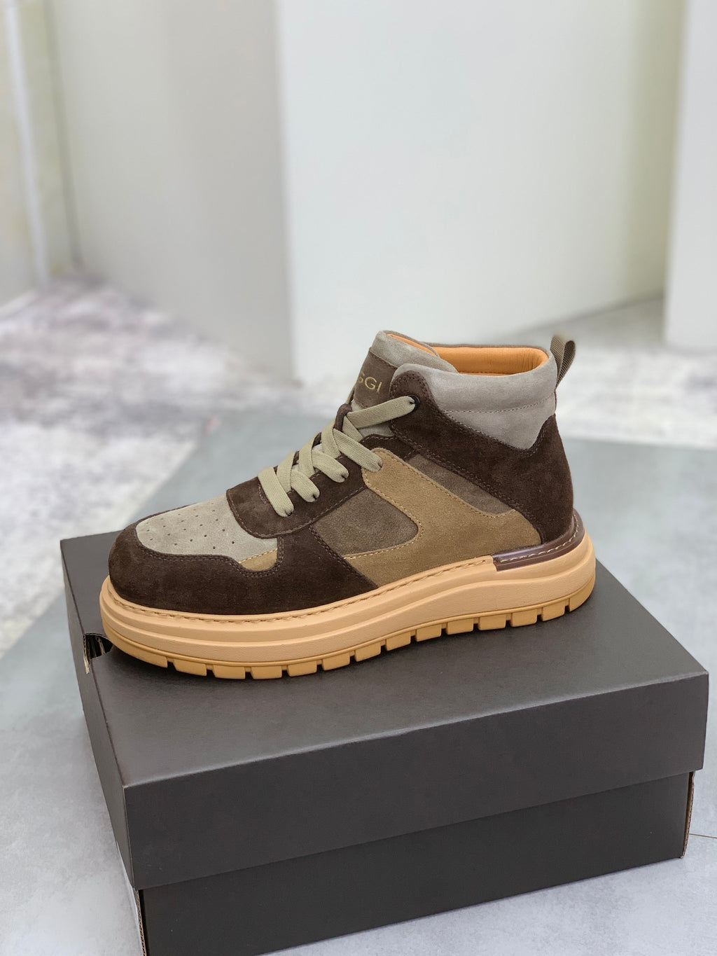 UGG Lug Sole High-Top Sneaker Boot – Dark Brown & Sand
