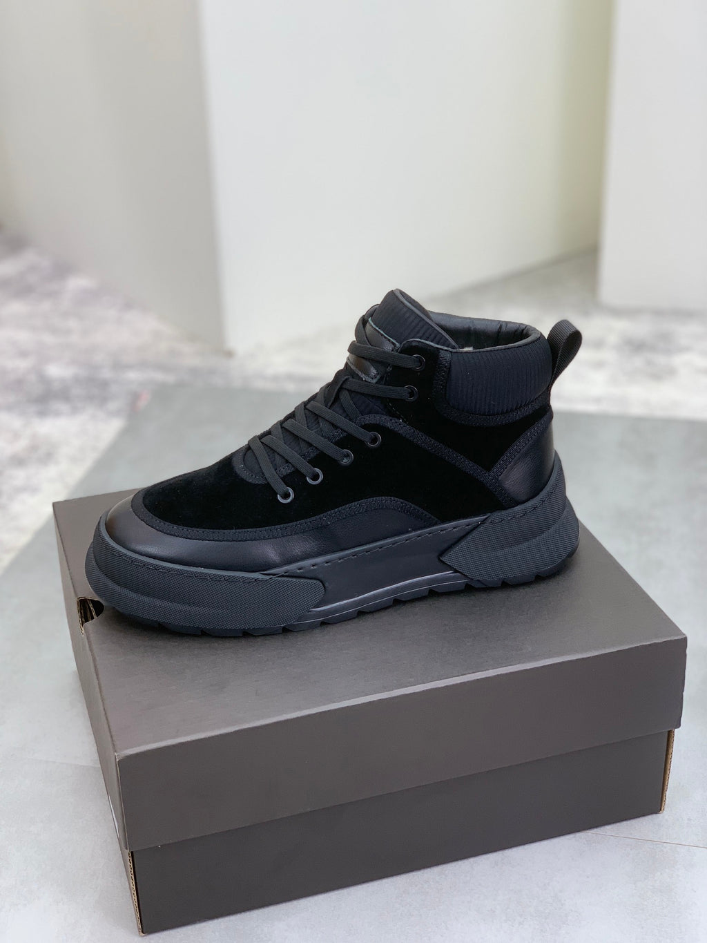UGG Shearling Lace-Up Winter Boot – Triple Black